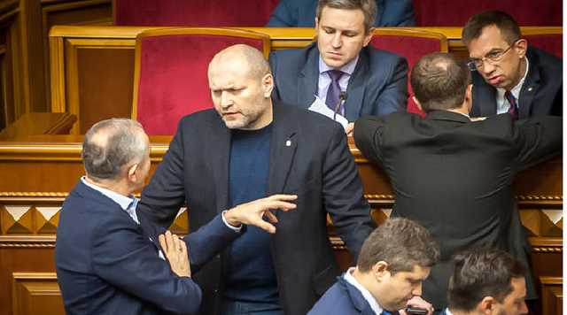 "Ауди" Воропаева, Лозовой держал за пальцы Бахтееву и попытка украинизации Киссе