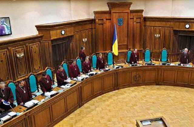 З’їзд суддів призначає сумнівного суддю до Конституційного Суду