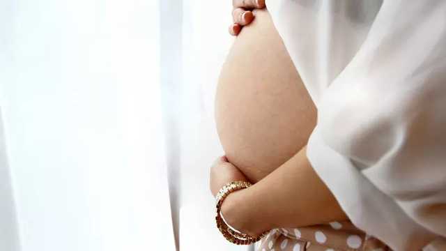 От легких ничего не осталось: в Запорожье врачи насмерть залечили беременную