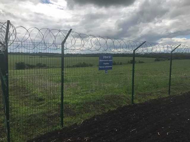 В ФСБ рассказали, когда закончат возводить стену между Украиной и Крымом