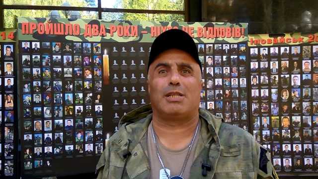 Задержание грузинского добровольца Вано Надирадзе в центре Киева. Видео камер наблюдения