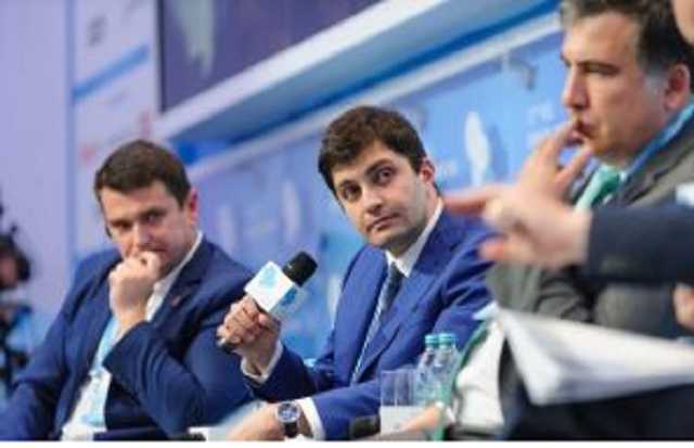 Порошенко поставил задачу добить НАБУ и Саакашвили — нардеп