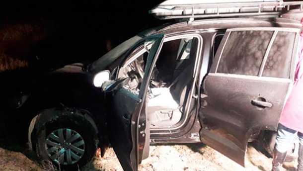 Грабіжники зі стріляниною "обчистили" авто на Житомирщині, викравши десятки кілограмів золота