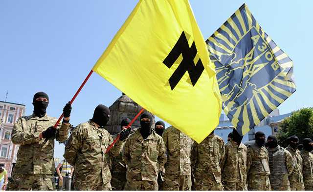 В Киеве бойцы «Азова» штурмовали полицию