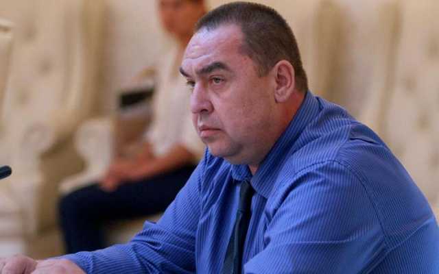 Плотницкий забаррикадировался в Луганской ОГА: стягивают технику