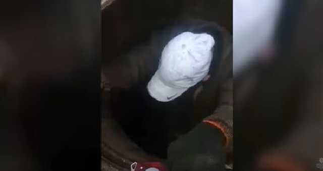 Кумедне затримання крадія в Дніпрі: так натхненно крав дріт, що не впізнав копів