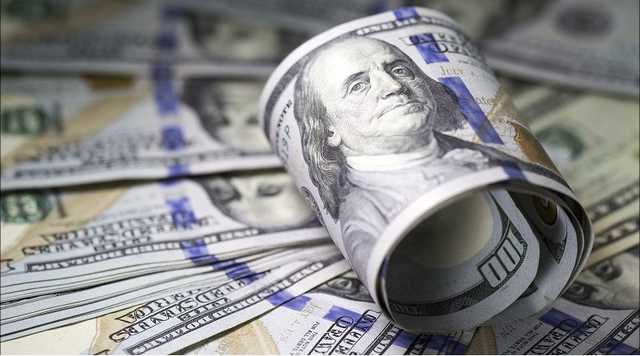 Вкладчикам двух лопнувших банков возобновили выплаты