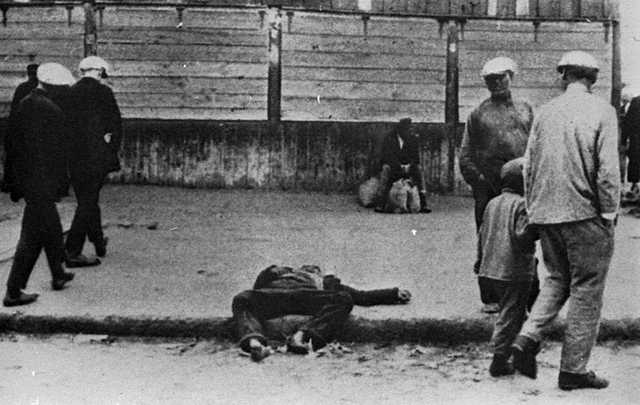 Опубликованы малоизвестные архивные фотографии времен Голодомора