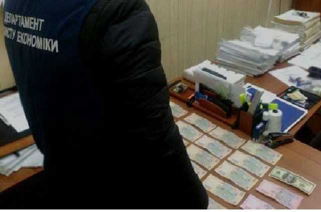 В Одесской области прокурора задержали на взятке