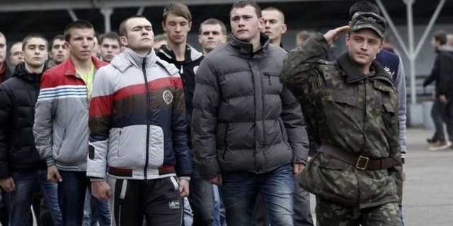 Облавы на уклонистов. Главные скандалы осеннего призыва – 2017