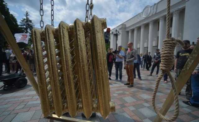 Новый сезон. Долги в ЖКХ растут, страна все ближе к руине