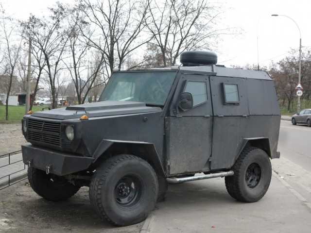 Уникальный броневик на базе УАЗа заметили в столице