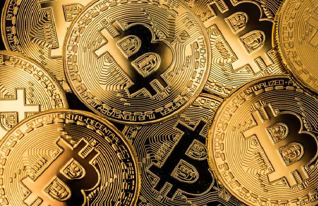 Ни дня без рекордов: Bitcoin побил отметку в $10 тысяч