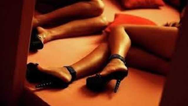 Скандальный российский блогер язвительно подколол украинок