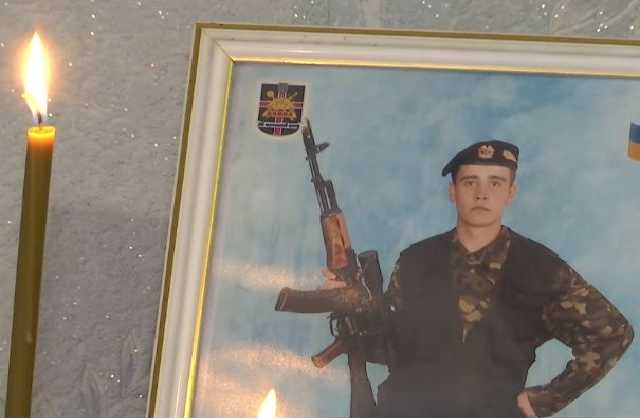 На Киевщине молодой парень умер в больнице, 6 часов прождав помощи врачей