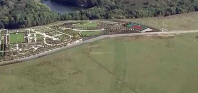 Як багаті та впливові ділять землі під Києвом