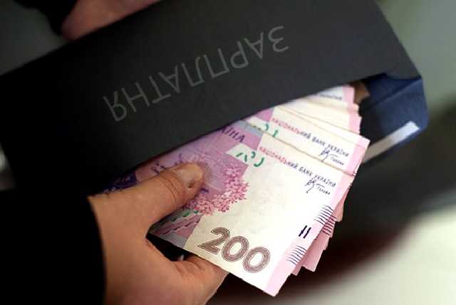 Экс-министр экономики: малый и средний бизнес не сможет платить минималку 4100