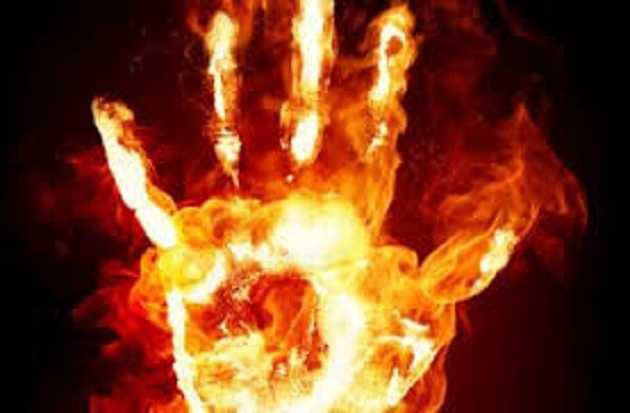 Сторонник Саакашвили предпринял попытку самосожжения под его домом