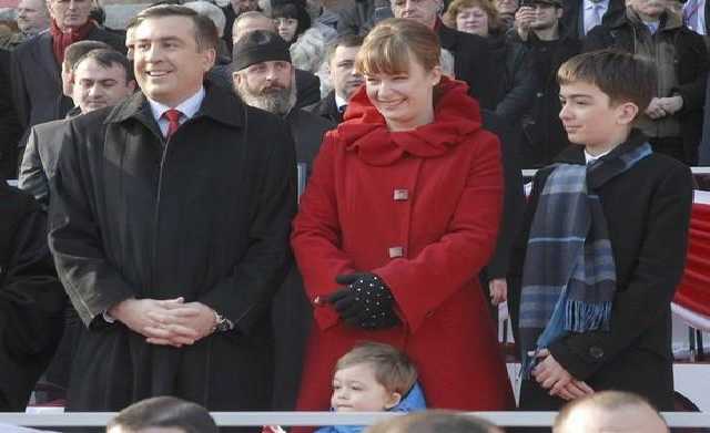 Жена Саакашвили к Порошенко: ты пересек красную линию