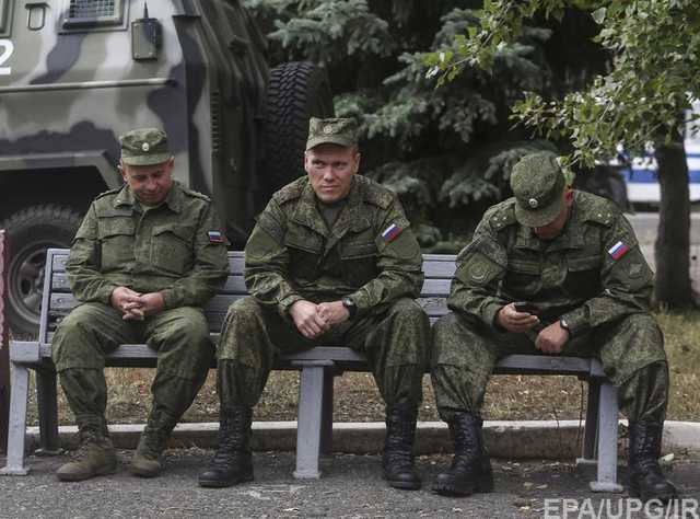 Россия перебросила на Донбасс еще 120 офицеров