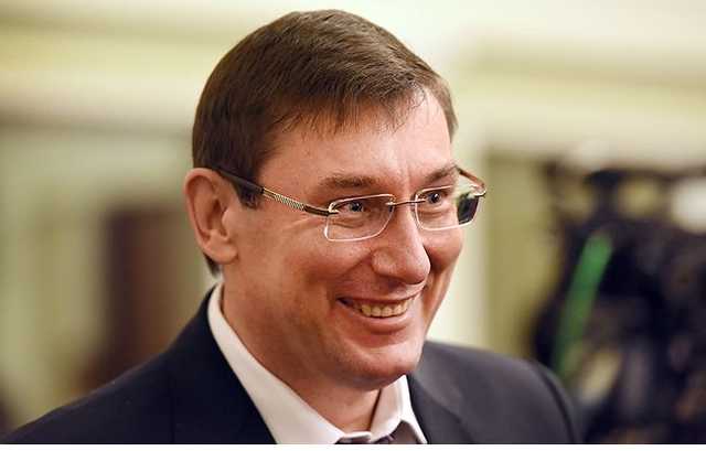 Луценко: Воспользуюсь семейным положением для изменения закона о НАБУ