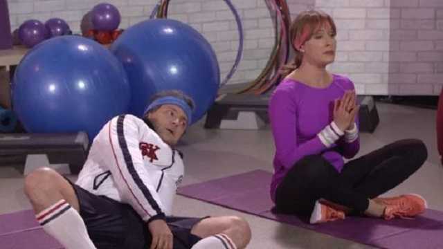 "95-й квартал" спародировал зарядку от семьи Порошенко