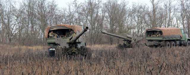 На Донбасі загинув український військовий, один боєць - поранений