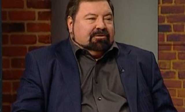 Экс-нардеп от “Батькивщины” с соучредителем НРУ убивают прибрежную зону озера на Осокорках