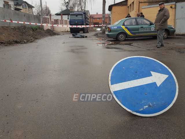 Смертельное ДТП в Киеве: водитель задавил человека и сбежал