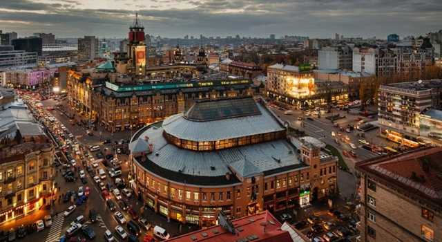 Бессарабську площу хочуть зробити пішохідною