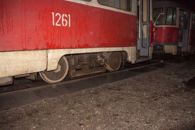 В Днепре трамвай разрезал мужчину на части