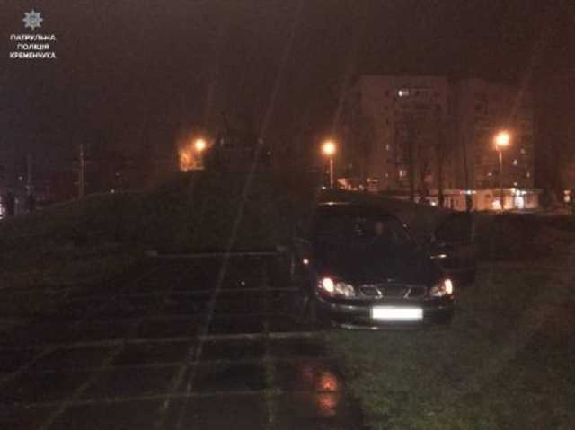Пьяная кременчужанка «пролетела» на все «красные» и заехала на «танк»