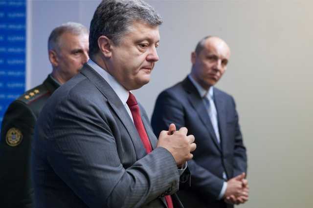 Большинство украинцев хотят нового президента и Раду