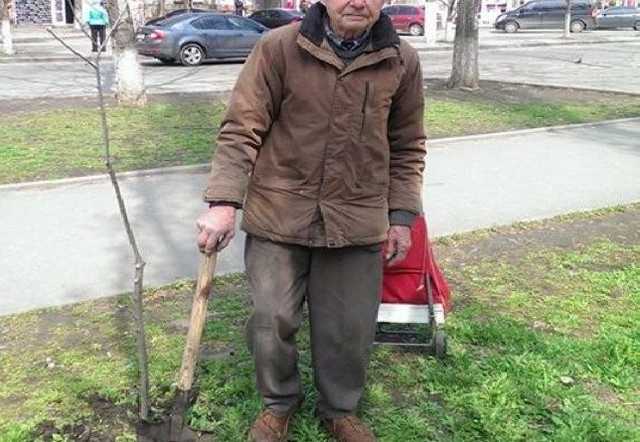 Вадим Сердцев- людина яка посадила 20000 дерев