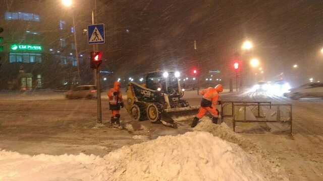 Снежный коллапс в Киеве: нардеп указал на возмутительную деталь