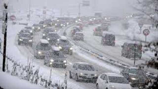 Синоптики обещают метели и гололед во всех регионах, кроме востока и юга