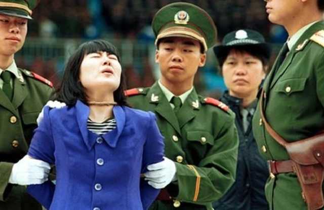 Из смертной казни в Китае устроили настоящее шоу