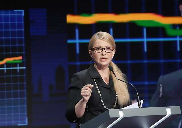 Режим Порошенко прикрывает войной развал в Украине и наживается на войне — Тимошенко