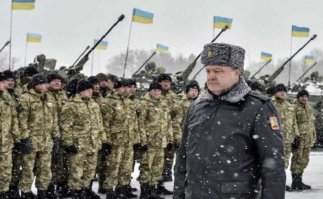 Порошенко больше всего боится бунта военных – политолог