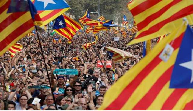 В Каталонии сегодня пройдут досрочные парламентские выборы