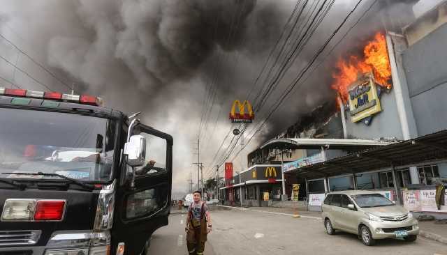 На Филиппинах горел торговый центр: погибли 37 человек