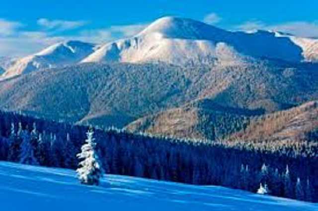 В Карпатах нашли мертвым туриста, которого искали два дня