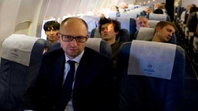 Подоляк: "Женевская рождественская "сказка" Яценюка"