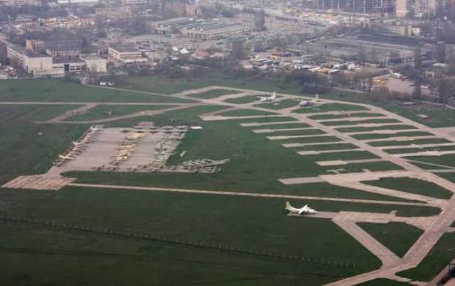 Скандальный военный аэродром в Одессе со всех сторон застроят многоэтажками