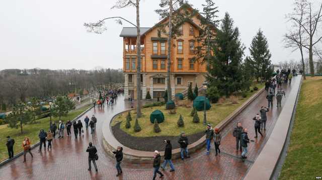 «Межигір’я»: долі переселенців, які опинилися в колишній резиденції Януковича