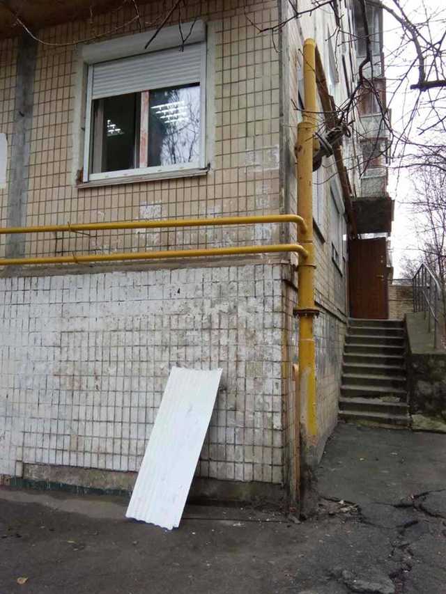 На Борщаговке ограбили приемную депутата Киевсовета