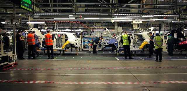 Киев обвинил мировые автоконцерны в незаконной работе в Крыму