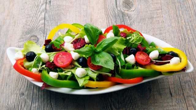 Супермаркети Києва завалені неякісними товарами: що ніколи не потрібно купувати