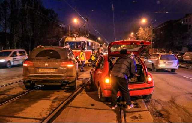 Парковка по-новому: штрафы, наказания для евроблях и скидки для ответственных