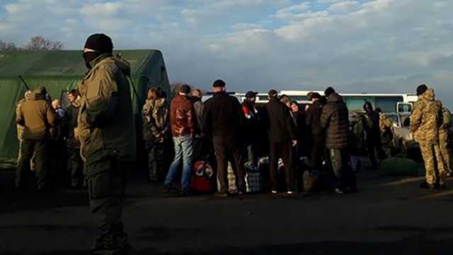 Обмен пленными: Украине вернули террористов, воевавших за "ДНР"